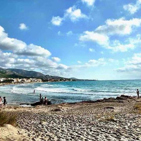 Neu Renoviertes Strandappartment Mit Meerblick Alcossebre Exterior foto